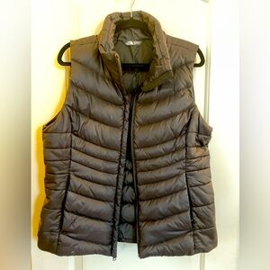The North Face size large black puffer vest